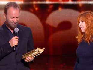 Mylène remet un Award à Sting